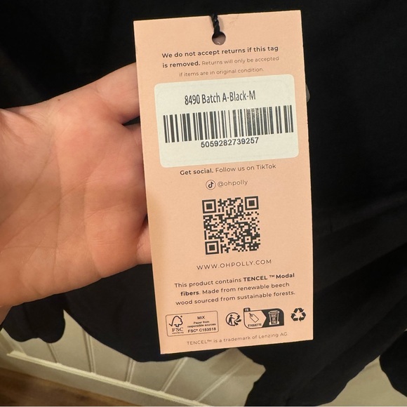 Oh Polly twist front open back dress - NWT - Picture 5 of 5